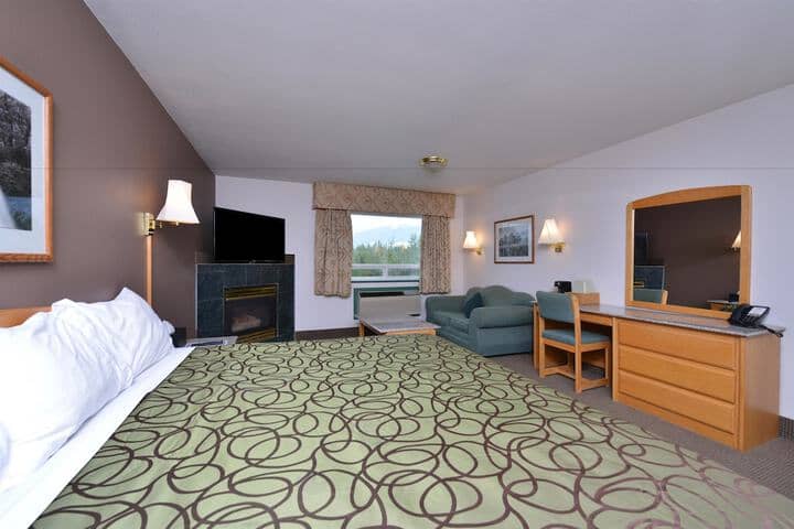 Room 10 of 39